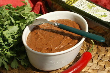 Фото к рецепту: Острый шоколадный соус моле (mole) 