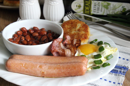 Фото к рецепту: Полный ирландский завтрак bricfeasta éireannach