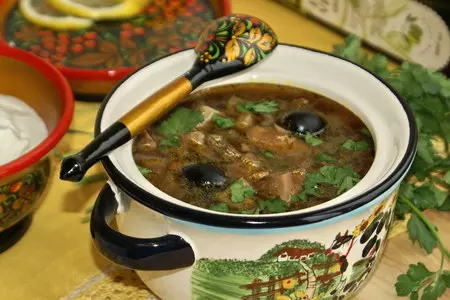 Солянка грибная сборная