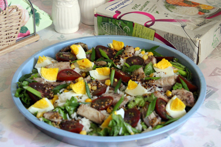 Фото к рецепту: Салат с сардинами и рисом басмати