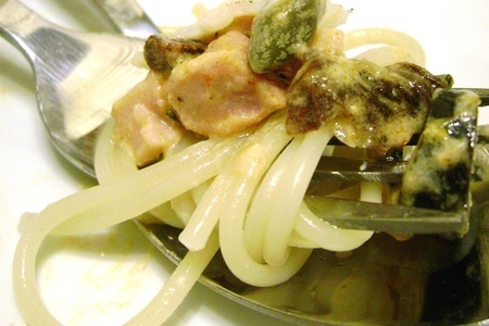 Фото к рецепту: Спагетти «нежность с дымком». тест-драйв с «окраиной»