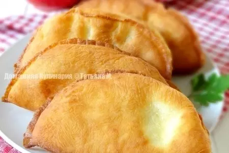 Пирожки с начинками во фритюре
