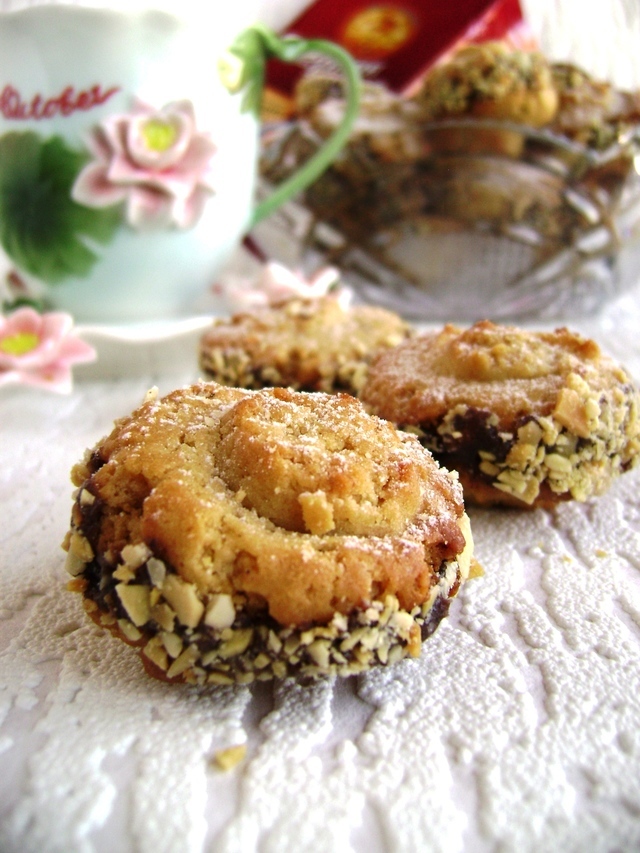 Медовое печенье с кремом – кулинарный рецепт
