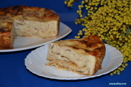 Фото к рецепту: Блинный пирог с джемом и творожно-сметанным суфле