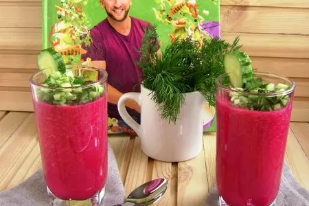 Холодный суп из свеклы. легкий обед от кучеры