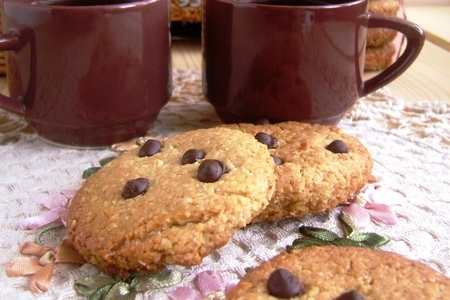 Фото к рецепту: Печенье овсяно – арахисовое