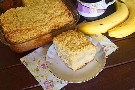 Бразильский банановый пирог (cuca de banana)