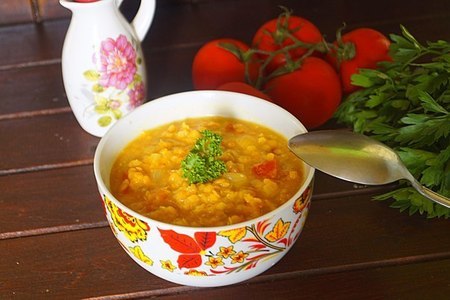 Суп с чечевицей «масурдал». индийский обед.