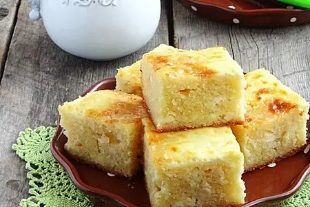 Манный пирог с адыгейским сыром