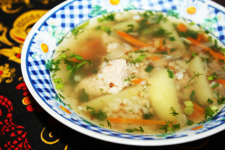 Фото к рецепту: Гречневый суп со свининой