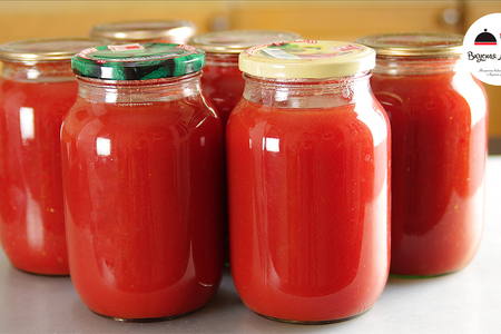 Фото к рецепту: Вкуснейший томатный сок на зиму! вы откажетесь от других рецептов!