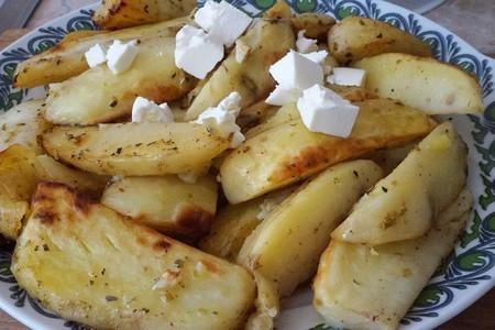 Фото к рецепту: Картошка по-гречески