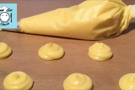 Заварное тесто для эклеров и профитролей