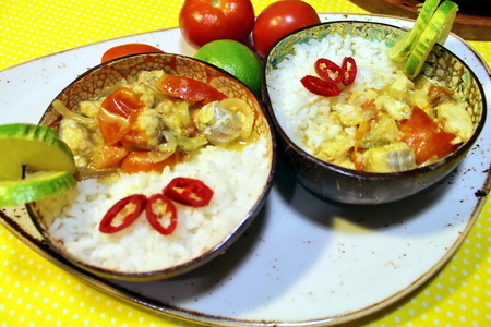 Фото к рецепту: Рыбное карри // белая рыба под кокосовым соусом карри