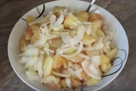 Сербский картофельный салат (постный)