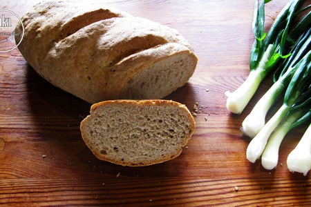 Хлеб деревенский из трёх видов муки.