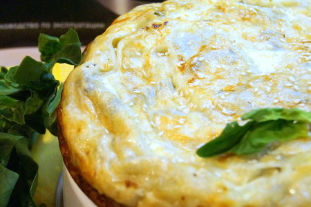 Фото к рецепту: Улитка с сыром и шпинатом.