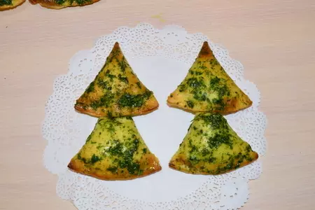 Быстрые закусочные пирожки "ёлочки"