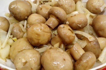 Маринованые грибы (шампиньоны)