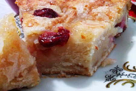 Вкусный пирог с яблочно-вишнёвой начинкой