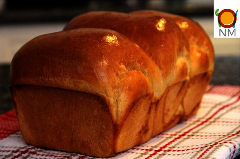 Хлеб молочный рецепт. Молочный хлеб Хоккайдо. Японский хлеб Хоккайдо. Японский молочный хлеб. Японский воздушный хлеб.