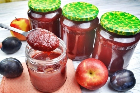 Фото к рецепту: Сливово-яблочный джем — простой и вкусный рецепт