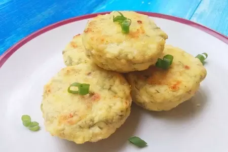 Диетические куриные котлеты с творогом