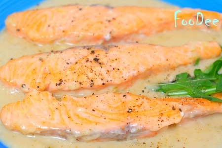 Фото к рецепту: Праздничный рецепт лосося в соусе