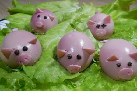 Фото к рецепту: Фаршированные яйца «свинки» 