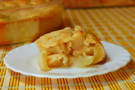 Яблочная запеканка