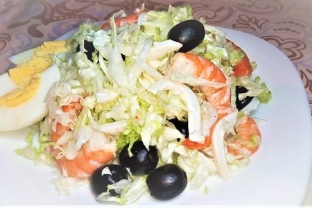 Фото к рецепту: Новогодний салат без майонеза.