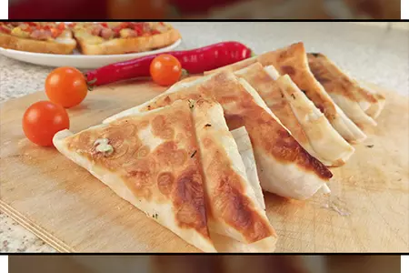 Закусочные конвертики из лаваша.