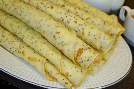 Блины с маком