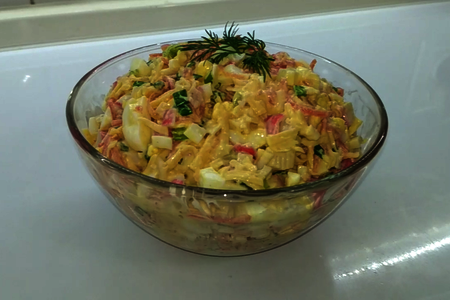 Салат из крабовых палочек и корейской морковки