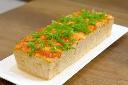 Сочный рулет из куриного фарша - в духовке