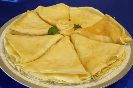 Блины с сахаром и маслом