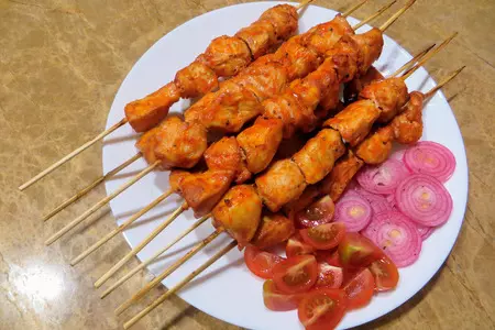 Куриные шашлычки в духовке