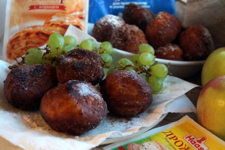 Фото к рецепту: Буньюэлос - картофельные пончики родом из испании. #пасха 