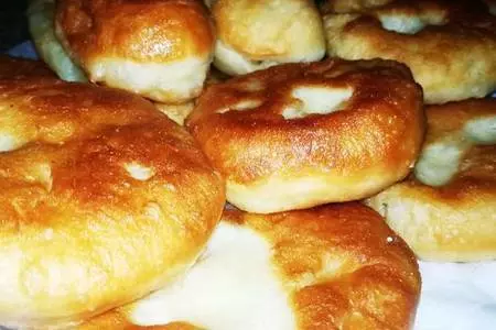 Жареные пирожки с картошкой