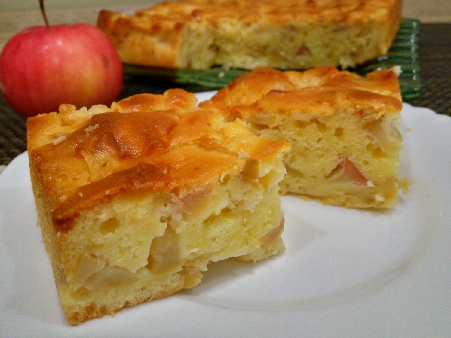 Нежный пирог с яблоками