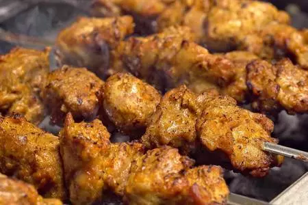 Пряный маринад для шашлыка из свинины