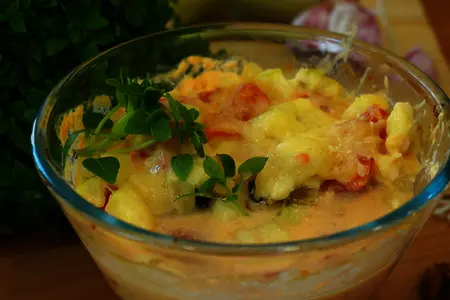 Овощное жаркое в горшочках