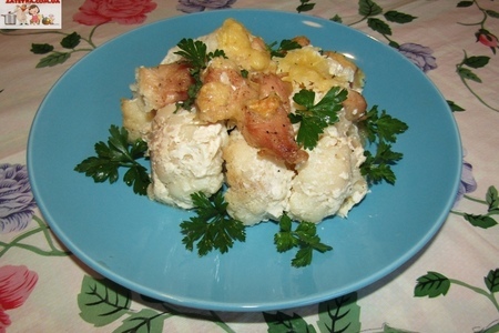 Курица с цветной капустой под сливочным соусом и сыром (в духовке)