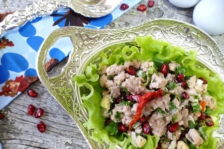 Фото к рецепту: Имеретинский салат из курицы#грузия 