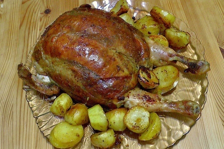 Фаршированная курица блинами с начинкой на праздничный стол, масленицу