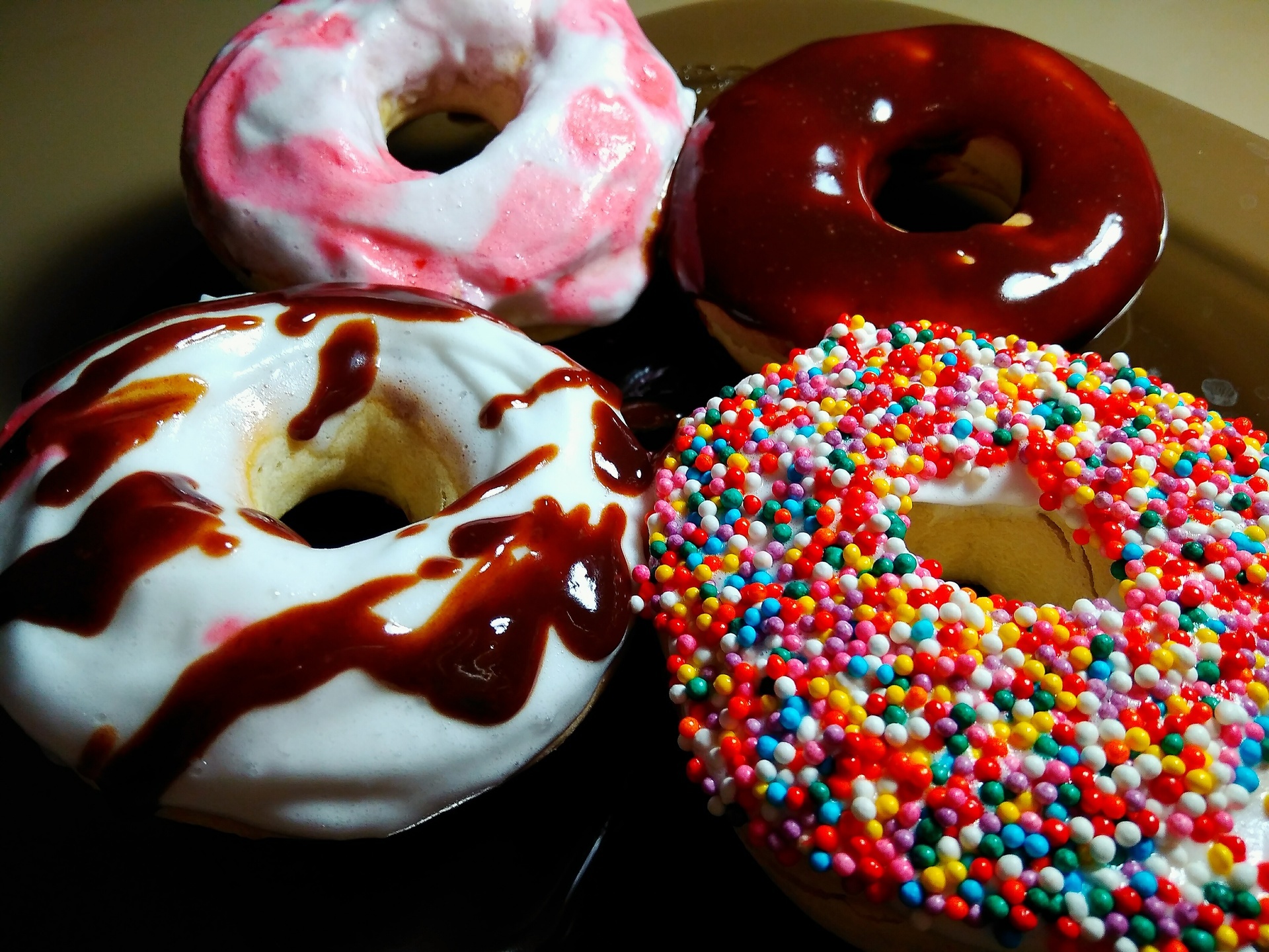 Пончики с глазурью dunkin donuts без дрожжей.