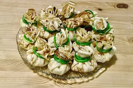 Блины на пиве с курицей и сыром на праздничный стол