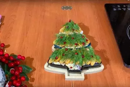 Новогодний салат елочки-иголочки
