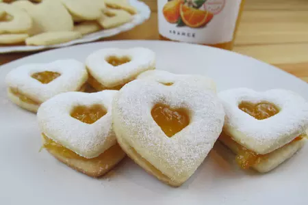 Миндальное печенье с апельсиновым джемом