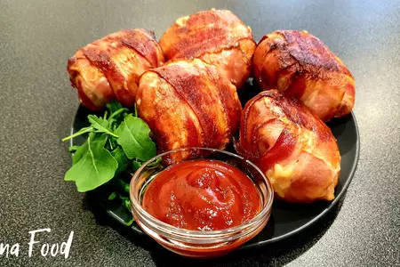Куриные рулетики в беконе